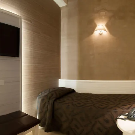 Fini Hotel