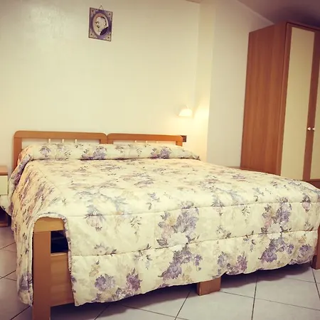 Fini سان جيوفاني روتوندو