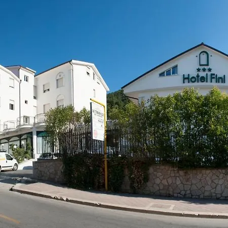 Fini Hotel 3*