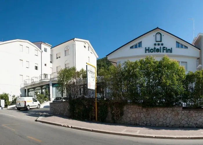 Fini Hotel 3*